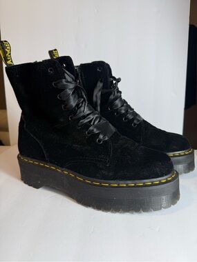 Dr. Martens Jadon Black‎ Velvet Platform Boots Satin Ribbon Laces Women’s US10